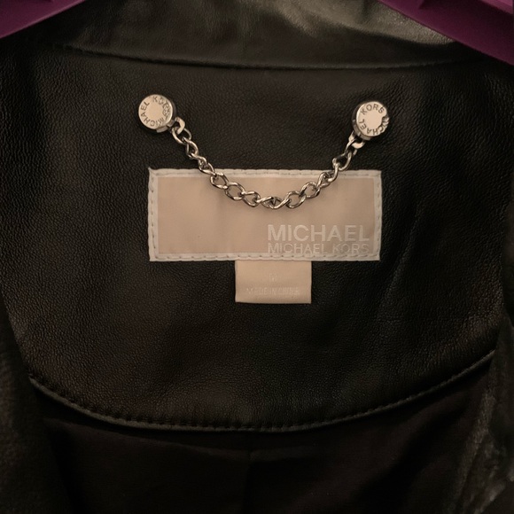 Michael Kors Soft Leather cropped jacket. - Picture 4 of 8